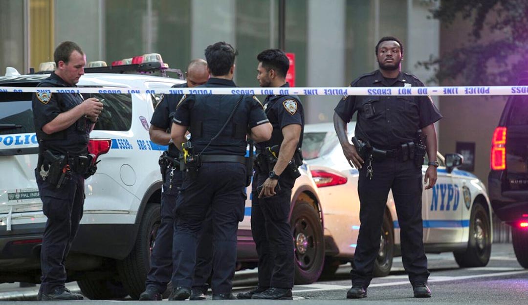 न्यूयोर्कको म्यानह्याटनमा भीषण गोलीकाण्ड, प्रहरी अधिकृतसहित ४ जनाको ज्यान गयो