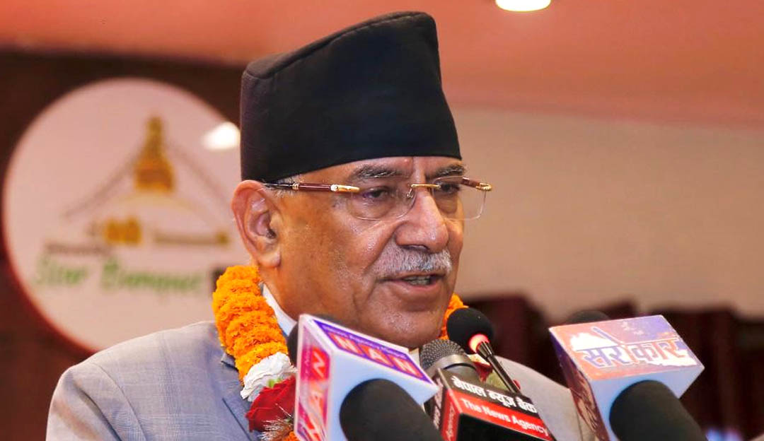 प्रचण्डको आरोपः “एमालेले संशोधनमार्फत आफ्नो दोहोरो चरित्र देखायो”