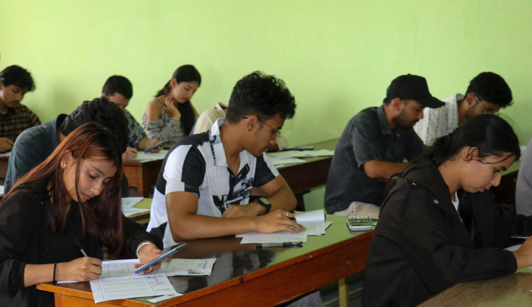 नेपाल इन्जिनियरिङ कलेजप्रति आकर्षण वृद्धि, प्रवेश परीक्षामा ४५० भन्दा बढीको सहभागिता