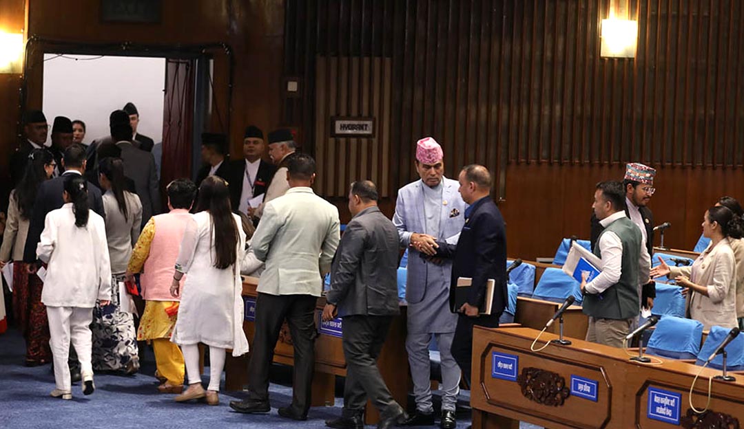 आज पनि गरे रास्वपा र राप्रपाले प्रतिनिधिसभा बहिष्कार