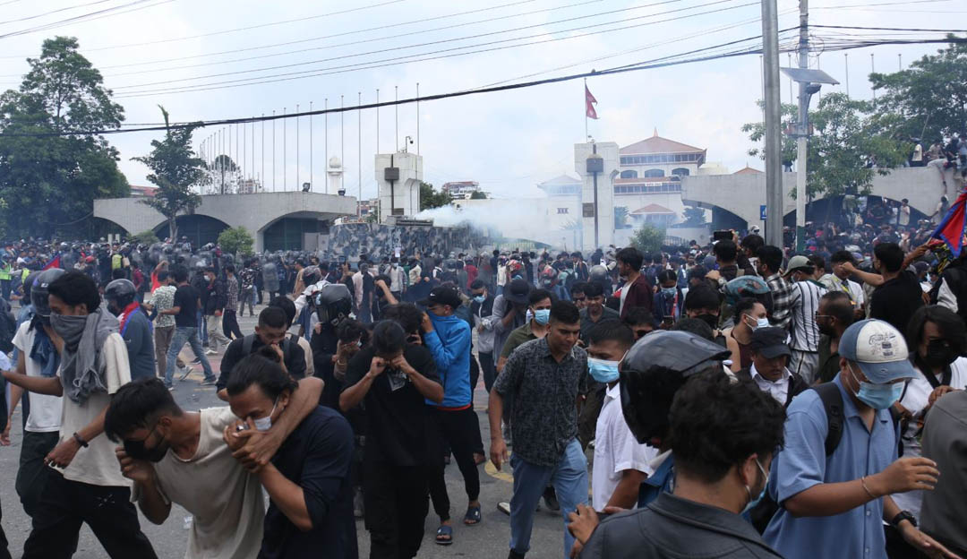 जेनजीको प्रदर्शनमा प्रहरीको गोली, एकको मृत्यु