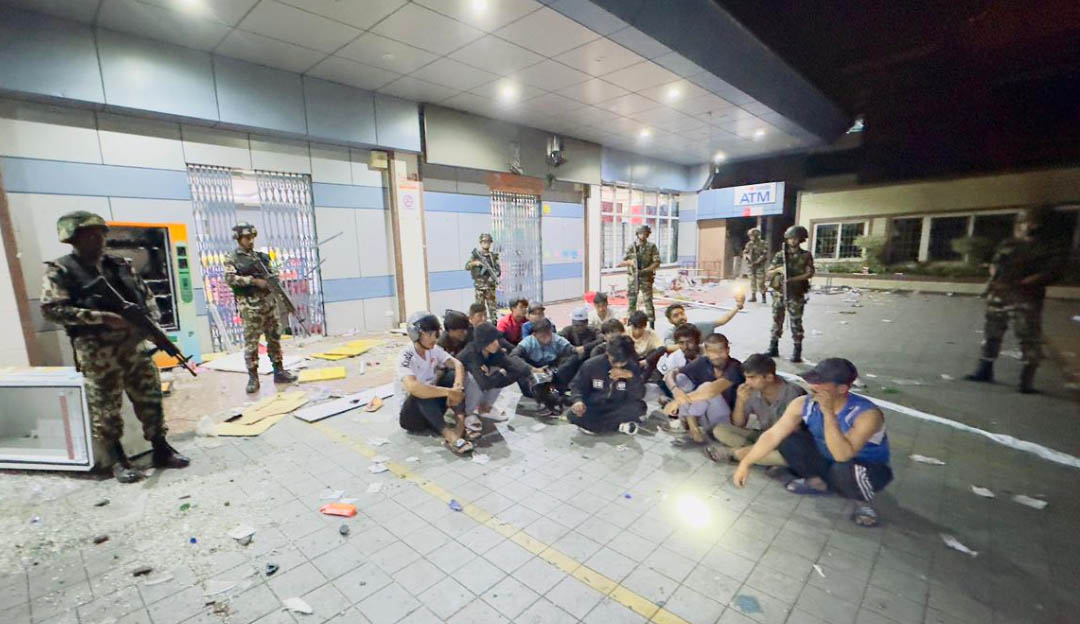 लुटपाट प्रयासमा संलग्न २१ जना पक्राउ