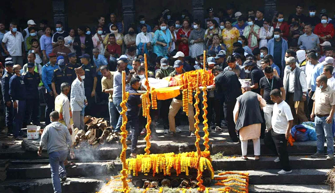 जेनजी आन्दोलनमा ज्यान गुमाएका तीन प्रहरीलाई राष्ट्रिय सम्मानसहित अन्त्येष्टि