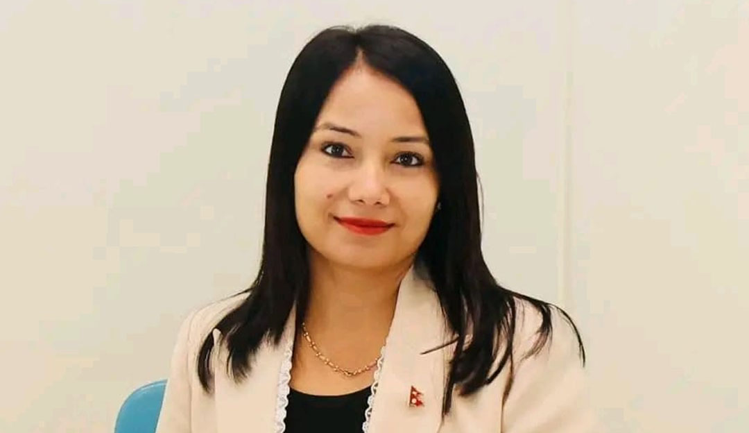 गंगा दाहालले प्रचण्ड सचिवालयबाट दिइन् राजीनामा