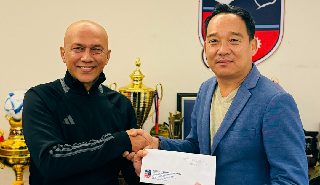 नेपाली फुटबल टोलीको नयाँ मुख्य प्रशिक्षक बने खड्का