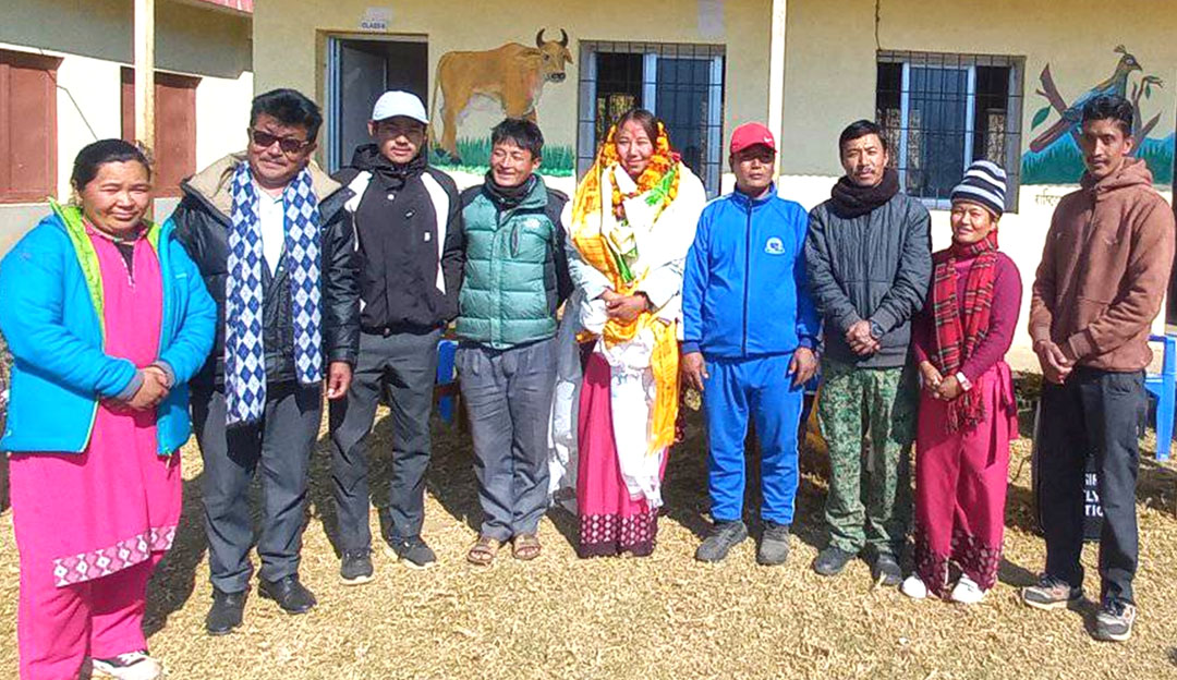 जनज्योति आधारभूत विद्यालयले शिक्षिका मगरलाई गर्‍यो सम्मानसहित विदाइ