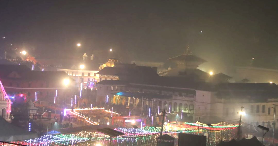 मनाइँदै महाशिवरात्रि, पशुपतिमा विशेष व्यवस्थासहित भक्तजनको घुइँचो