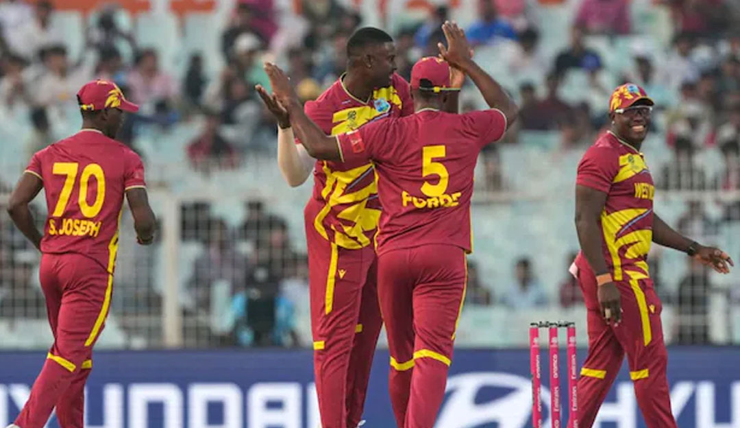 वेस्ट इण्डिजको प्रभावशाली जित, स्कटल्याण्ड ३५ रनले पराजित