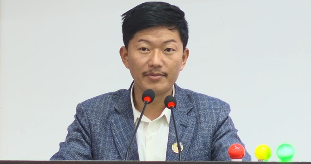 संविधान संशोधनको बहानामा संघीयतामाथि हस्तक्षेप नगर्न राईको चेतावनी